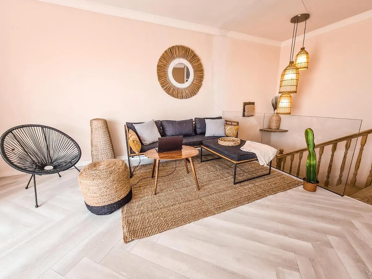 Oceanview Boutique House, 125 Sqm, Parking, Sunset Rooftop Costa Adeje  Dom wakacyjny