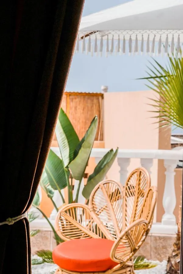 Oceanview Boutique House, 125 Sqm, Parking, Sunset Rooftop Costa Adeje  Feriehus Costa Adeje (Tenerife)