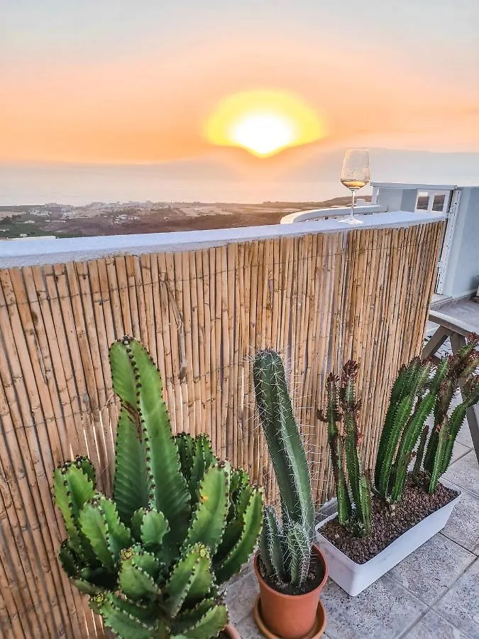 Dom wakacyjny Oceanview Boutique House, 125 Sqm, Parking, Sunset Rooftop Costa Adeje