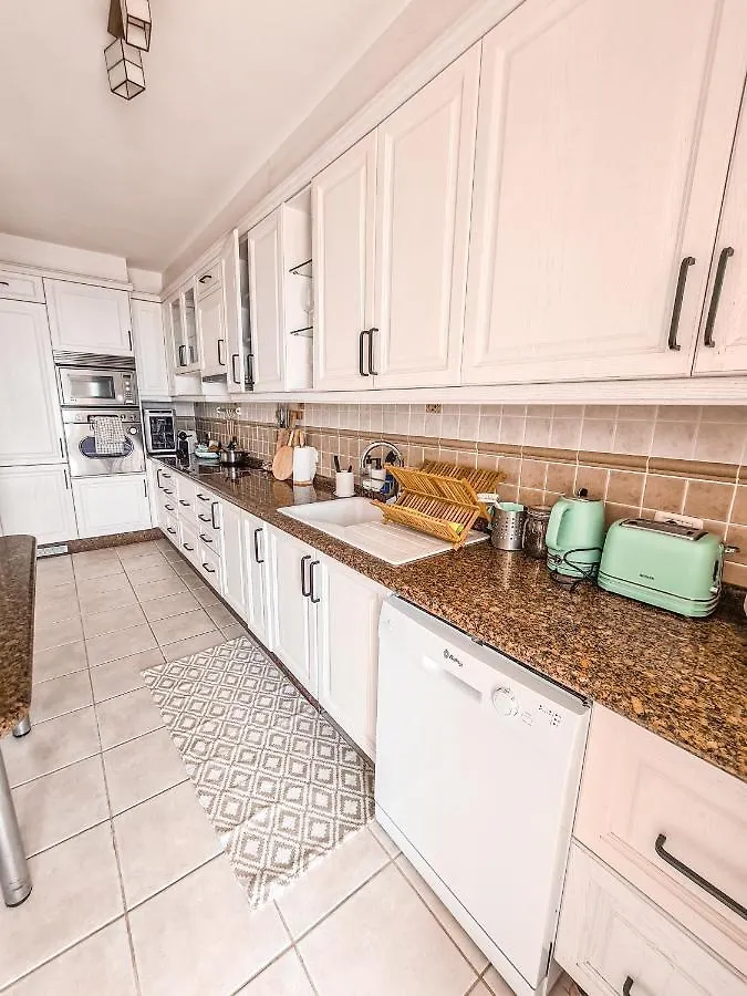 Oceanview Boutique House, 125 Sqm, Parking, Sunset Rooftop Costa Adeje  Spanien